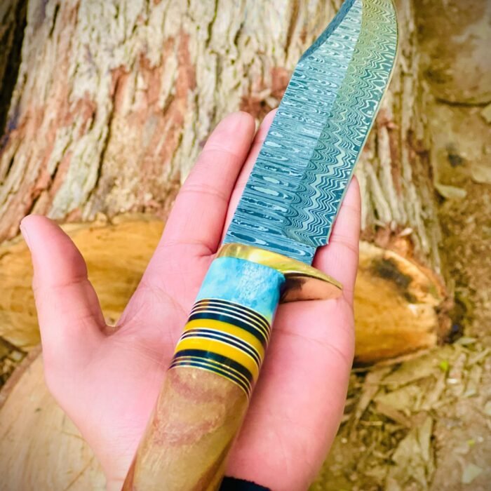Hand Forged Damascus Steel Bowie Hunting Knife with Leather Sheath